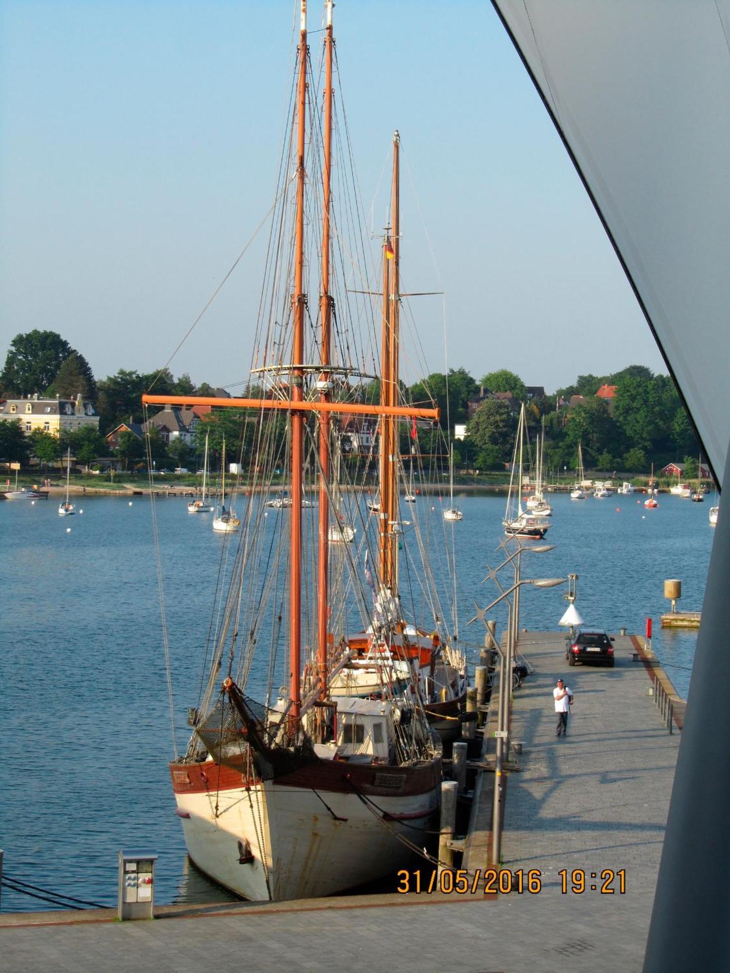 Apartment 12 - "Silbermoewe I" - Blickrichtung Yacht- Und Binnenhafenoffenes Meer เอ็คคานเฟอร์เดอ ภายนอก รูปภาพ